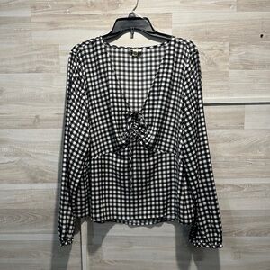 A.N.A. BLACK AND WHITE CHECKED FABRIC, LONG SLEEVE, BLOUSE, XXL.